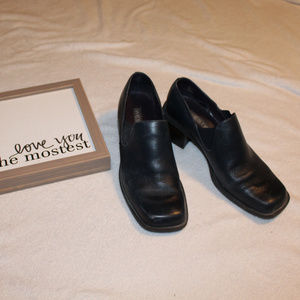 Westies 7.5 M slip-on Black dress shoes
